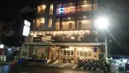 Tab Capsule Hotel Kayoon - Surabaya
