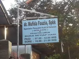dr. Mufida Fauzia SpKK 