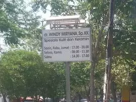 Dr. Windy Miryana, Sp.KK