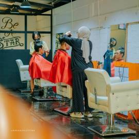 Rock n Roll Haircutting & Makeover