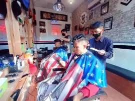 Ibiza Barbershop ( kp malang )