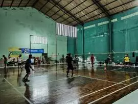 Lapangan Badminton Talia