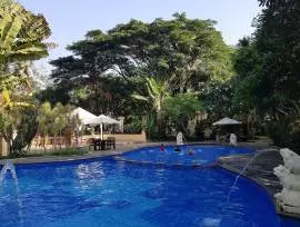 Araya Family Club House Swimming Pool