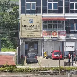HD SMILE – Praktek Dokter Gigi Malang 